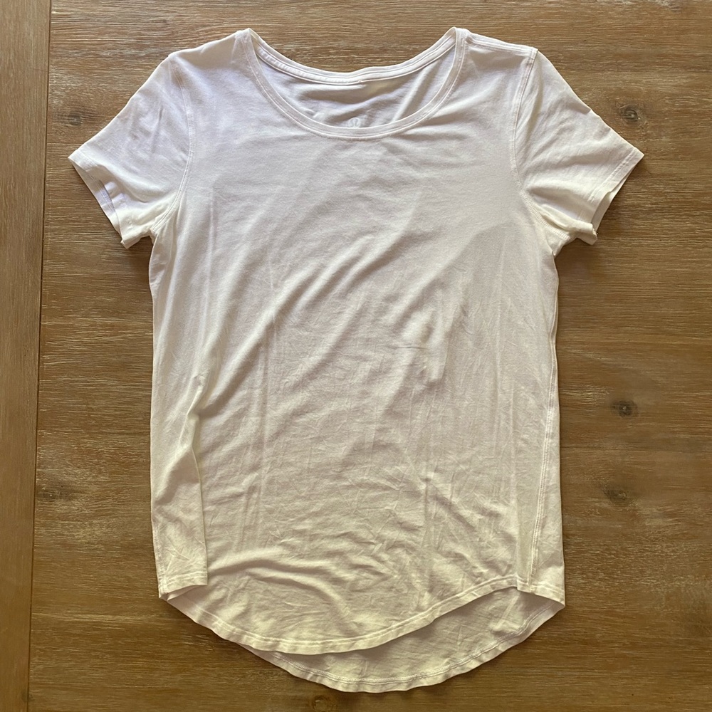 Lululemon T-Shirt- White Size 4